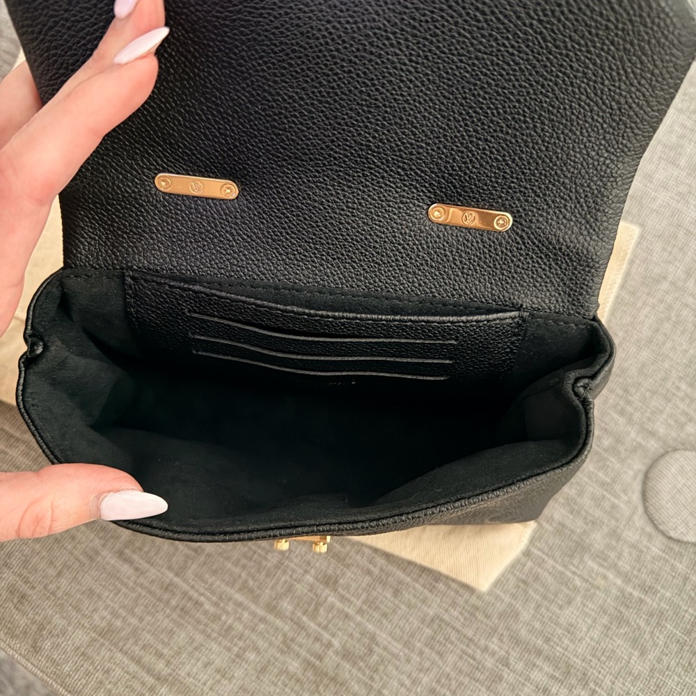 Louis Vuitton Nano Madeleine - Picture 5 of 5